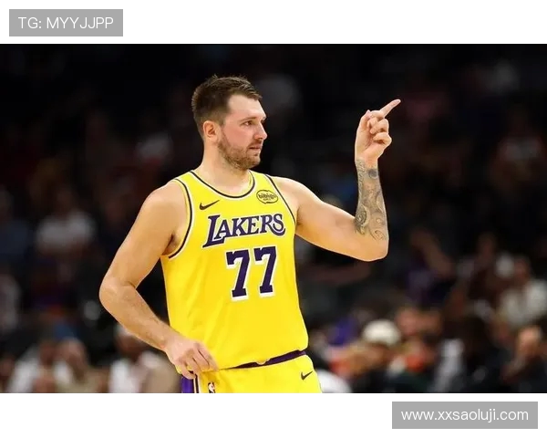 原创东契奇轰43分13助攻9篮板，带队晋级八强，追平詹皇超越魔术师的神迹